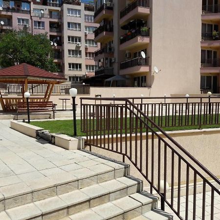 Апартамент Орхид Хилс Varna Exteriör bild